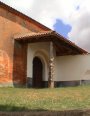 Ábside, Arco triunfal, Bóveda de horno, Portada y Presbiterio