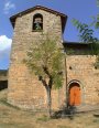Arcos interiores, Bóveda de medio cañón, Cabecera, Nave, Pila bautismal, Portada y Ventanas